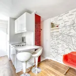 Rent 1 bedroom apartment of 16 m² in Paris