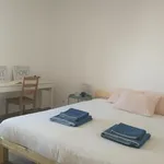 Rent 1 bedroom apartment in Lisbon