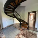 Rent 6 bedroom house of 246 m² in Rome