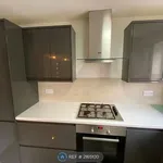 Rent 2 bedroom flat in East Midlands