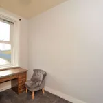 Rent 3 bedroom flat in North East England