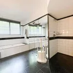 Huur 5 slaapkamer huis van 3700 m² in Uccle