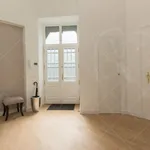 Rent 3 bedroom apartment of 134 m² in Budapest