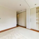 Rent 3 bedroom apartment in London