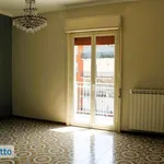 Affitto 5 camera appartamento di 154 m² in Catania