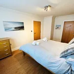 Rent 2 bedroom flat in Pwllheli