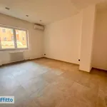 Rent 2 bedroom apartment of 65 m² in Naples