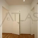 Pronajměte si 2 ložnic/e byt o rozloze 65 m² v Prague