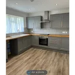 Rent 2 bedroom flat in East Midlands