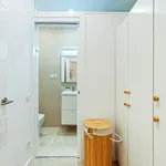 Alquilo 4 dormitorio apartamento de 50 m² en Barcelona