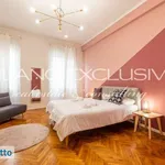 Rent 3 bedroom apartment of 90 m² in Milan