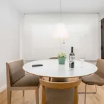 Rent 2 bedroom apartment of 70 m² in valencia