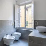 Rent 6 bedroom house of 140 m² in Lucca