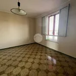 Affitto 3 camera appartamento di 71 m² in Palermo