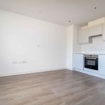 Rent 3 bedroom flat in South East England