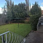 Rent 3 bedroom house in North Geelong