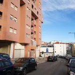 Rent 1 bedroom apartment of 50 m² in lisbon