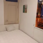 Rent a room in lisbon