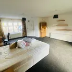 Rent 6 bedroom flat in East Of England