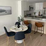 Appartement de 581 m² avec 1 chambre(s) en location à Kelowna