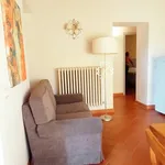 Affitto 2 camera casa di 64 m² in Lastra a Signa