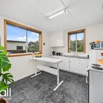 Rent 3 bedroom apartment in Risdon Vale