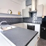 Rent 2 bedroom flat in South West England