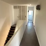 Maison de 600 m² avec 4 chambre(s) en location à Uccle