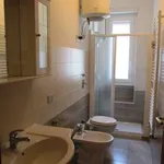 Rent 2 bedroom apartment of 60 m² in Milan