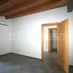 Affitto 2 camera appartamento di 102 m² in Lecco