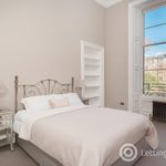 Rent 2 bedroom flat in Edinburgh