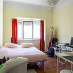 Rent a room in lisbon