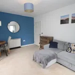 Rent 2 bedroom apartment in Dacorum