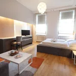 Rent 4 bedroom apartment of 50 m² in Vienna