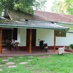 Rent 4 bedroom house of 8 m² in Weligama