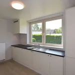 Moderne, nieuwbouw-woning met 3 slpk en garage.