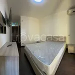 Rent 5 bedroom apartment of 80 m² in Napoli