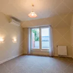 Rent 4 bedroom apartment of 200 m² in Budapest