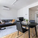 Pronajměte si 1 ložnic/e byt o rozloze 47 m² v Prague