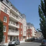 Rent 1 bedroom apartment of 85 m² in Etterbeek