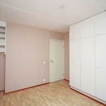 Rent 4 bedroom apartment of 74 m² in Helsinki