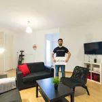 Rent a room of 140 m² in madrid