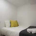 Rent 2 bedroom apartment of 55 m² in barcelona