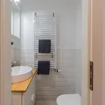 Rent 3 bedroom apartment of 45 m² in Berlin