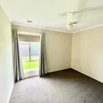 Rent 4 bedroom house in Fraser Rise