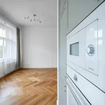 Pronajměte si 3 ložnic/e byt o rozloze 97 m² v Prague