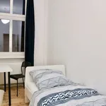 Rent a room of 97 m² in berlin