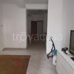 Affitto 4 camera appartamento di 70 m² in Campagnano di Roma