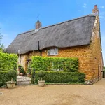 Rent 5 bedroom house in Northamptonshire