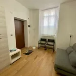 Affitto 2 camera casa di 42 m² in Milan